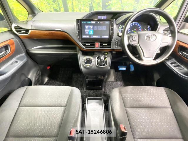 Toyota NOAH 2016-06 8691807-1