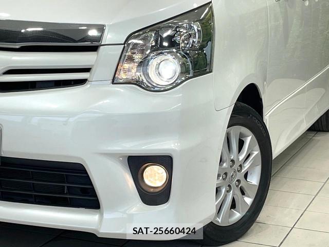 Toyota NOAH 2013-09 8691819-12