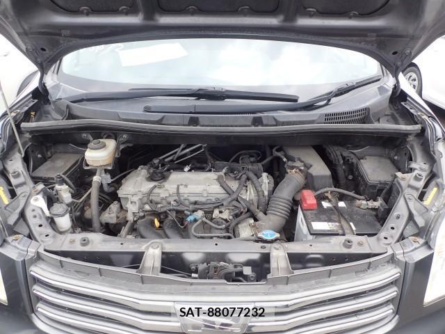 Toyota NOAH 2011-12 8692005-6