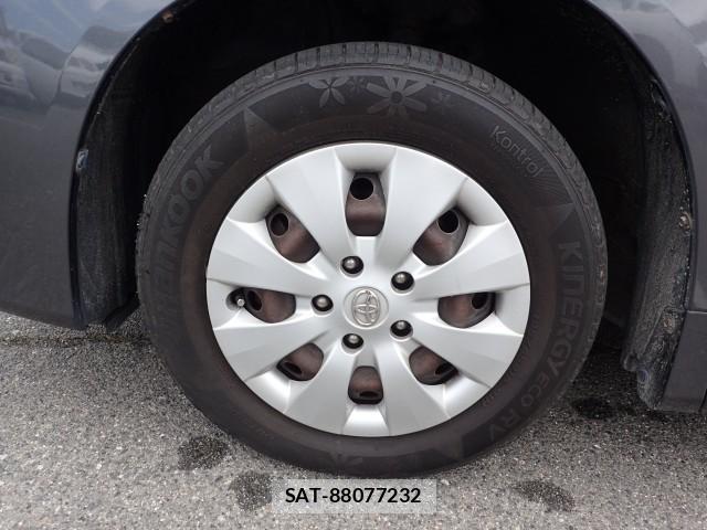 Toyota NOAH 2011-12 8692005-7