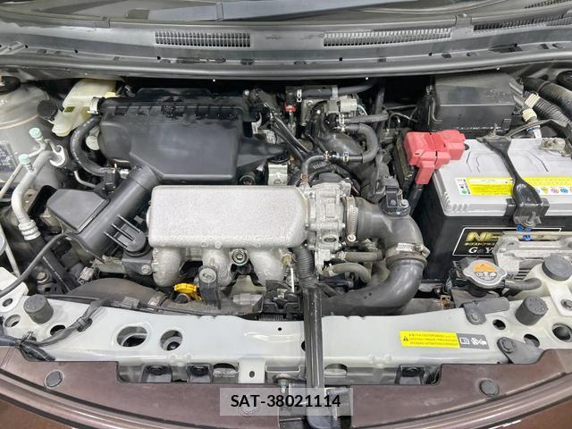 Nissan NOTE 2016-03 8690911-17