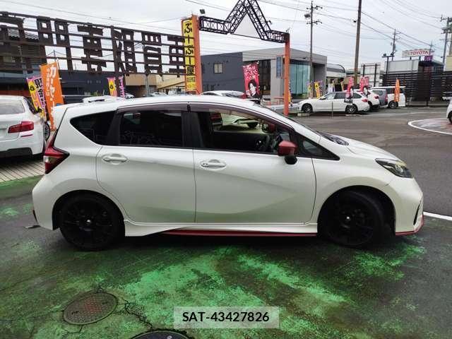 Nissan NOTE 2017-08 8690994-4