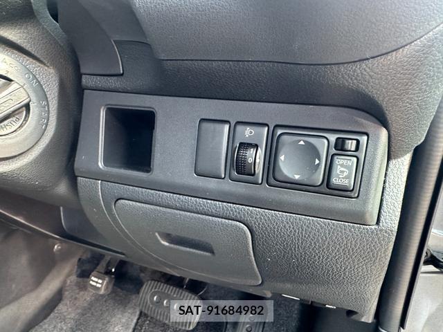 Nissan NOTE 2009-12 8691203-9