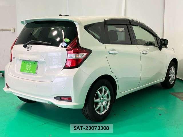 Nissan NOTE 2017-05 8691234-1