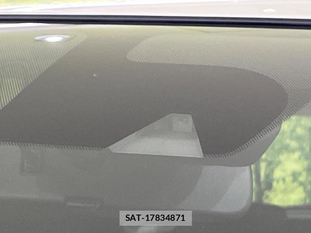 Nissan NOTE 2017-08 8691923-2