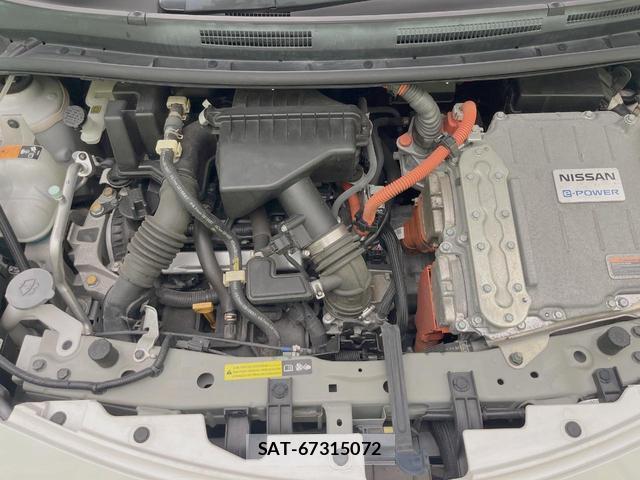 Nissan NOTE 2017-09 8691935-17