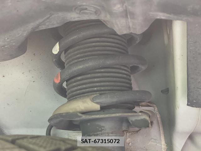 Nissan NOTE 2017-09 8691935-19