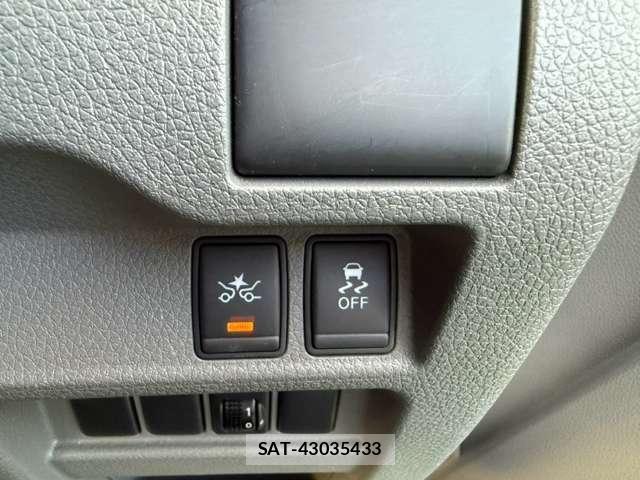Nissan NV350 Caravan 2019-02 8691691-14