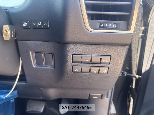Lexus NX 2016-06 8690607-10
