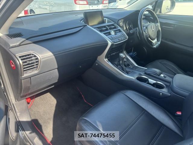 Lexus NX 2016-06 8690607-2