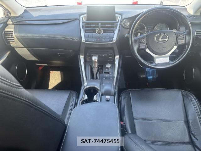 Lexus NX 2016-06 8690607-6