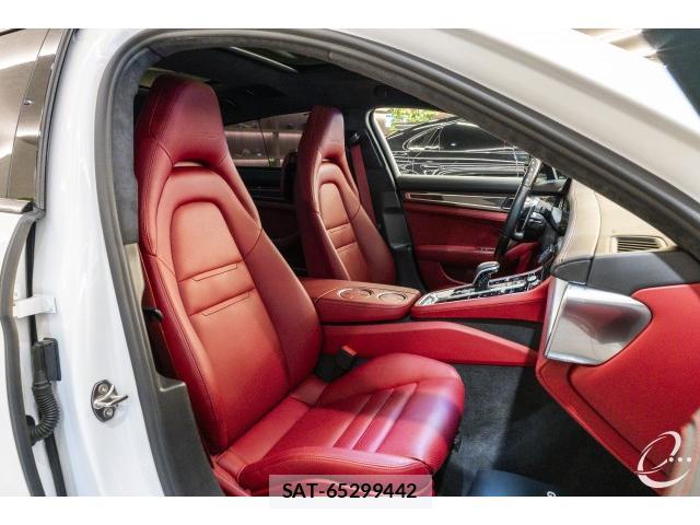Porsche PANAMERA 2018-03 8690496-3
