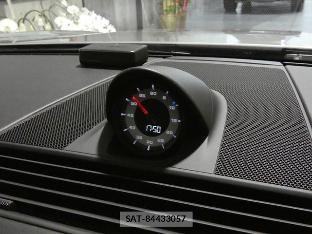 Porsche PANAMERA 2020-02 8691834-13
