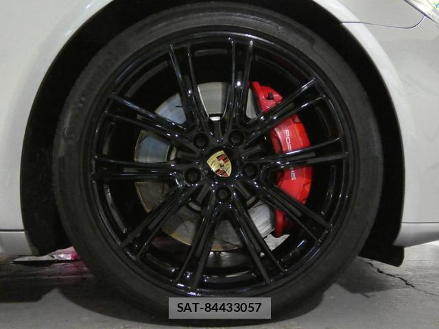 Porsche PANAMERA 2020-02 8691834-2