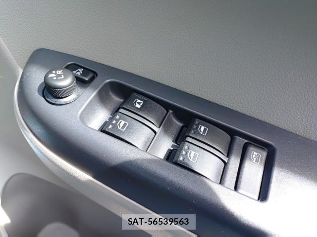 Toyota PASSO 2017-08 8690574-13