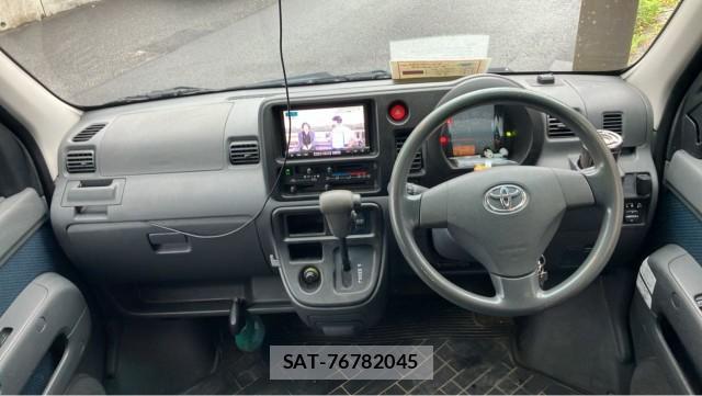 Toyota PIXIS VAN 2014-09 8691296-2