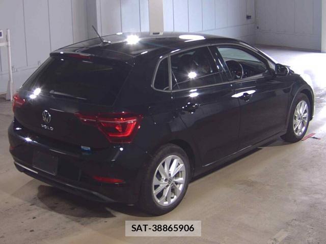 VolksWagen POLO 2023-01 8691535-1