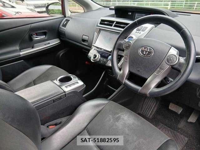 Toyota PRIUS ALPHA 2015-05 8690368-10