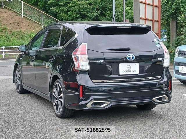 Toyota PRIUS ALPHA 2015-05 8690368-4