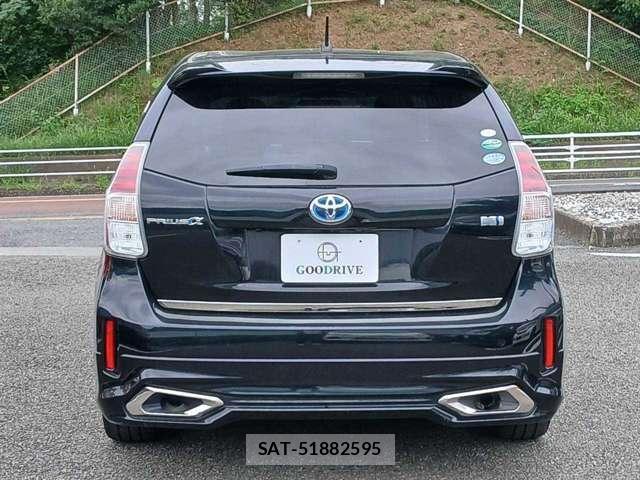 Toyota PRIUS ALPHA 2015-05 8690368-5