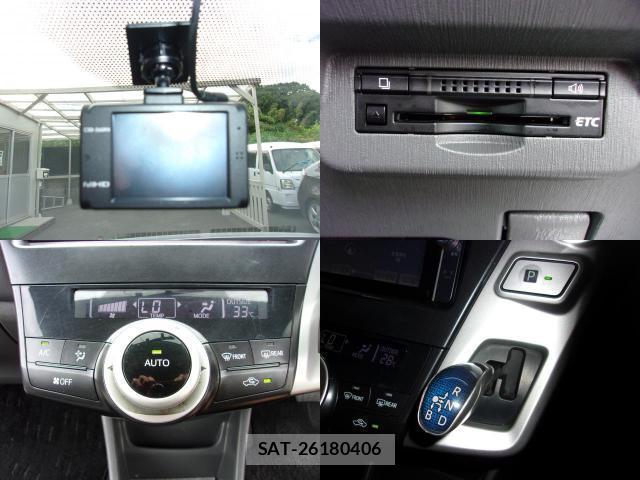 Toyota PRIUS ALPHA 2014-06 8690811-15