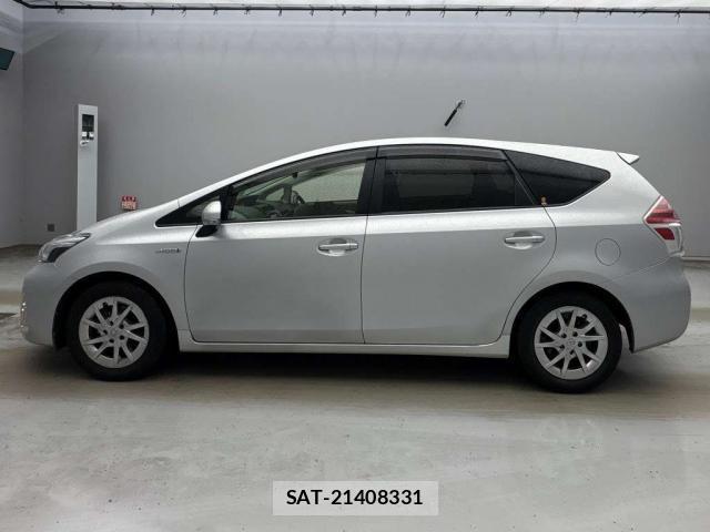 Toyota PRIUS ALPHA 2019-06 8690938-10