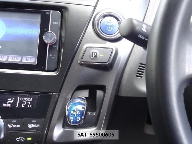 Toyota PRIUS ALPHA 2014-06 8691142-16