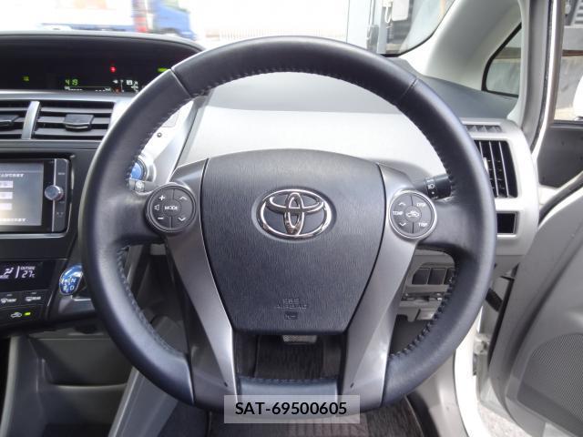 Toyota PRIUS ALPHA 2014-06 8691142-5