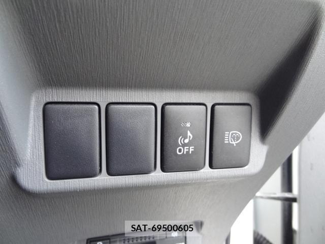 Toyota PRIUS ALPHA 2014-06 8691142-6