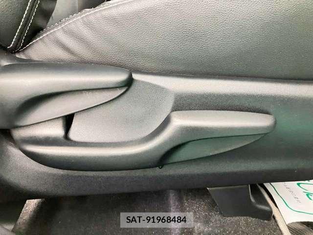 Toyota PRIUS ALPHA 2017-07 8691250-11