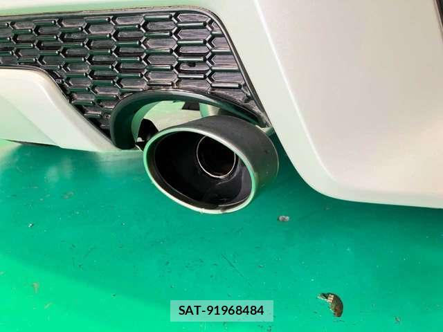 Toyota PRIUS ALPHA 2017-07 8691250-13