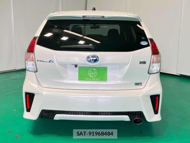 Toyota PRIUS ALPHA 2017-07 8691250-7