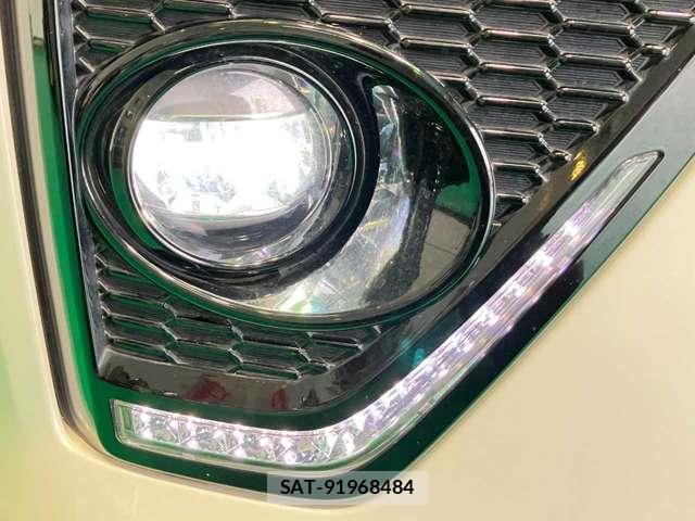 Toyota PRIUS ALPHA 2017-07 8691250-9