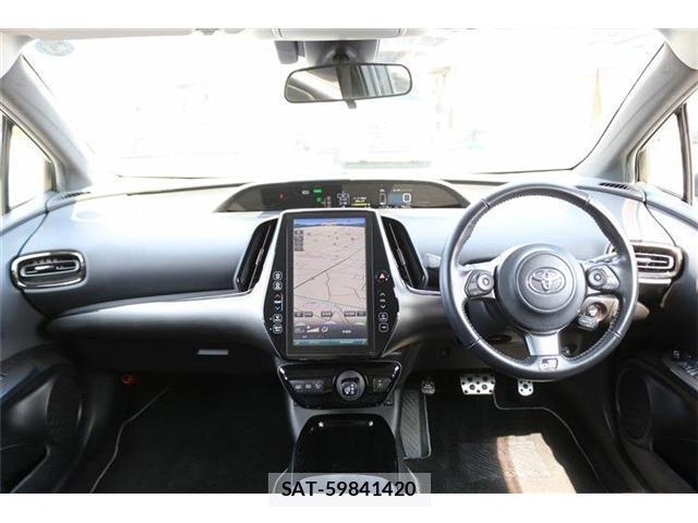 Toyota PRIUS PHV 2018-06 8690654-16