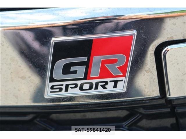 Toyota PRIUS PHV 2018-06 8690654-2