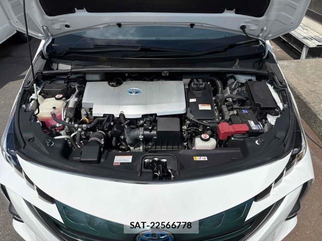 Toyota PRIUS PHV 2017-12 8690981-3