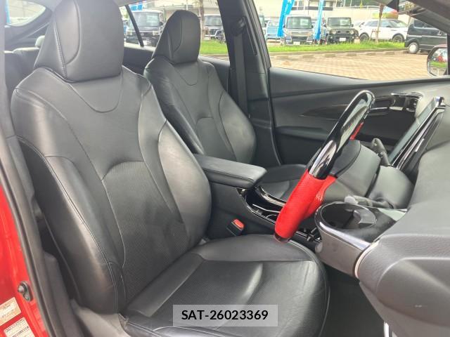 Toyota PRIUS PHV 2017-02 8691636-5