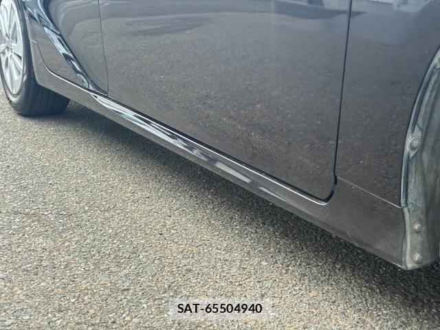 Toyota PRIUS 2016-02 8690428-14