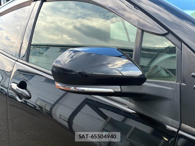 Toyota PRIUS 2016-02 8690428-16
