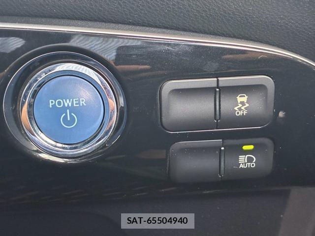 Toyota PRIUS 2016-02 8690428-4