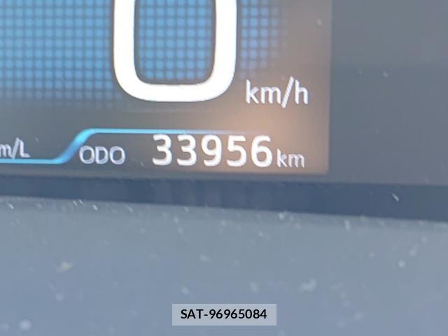 Toyota PRIUS 2019-08 8690571-9