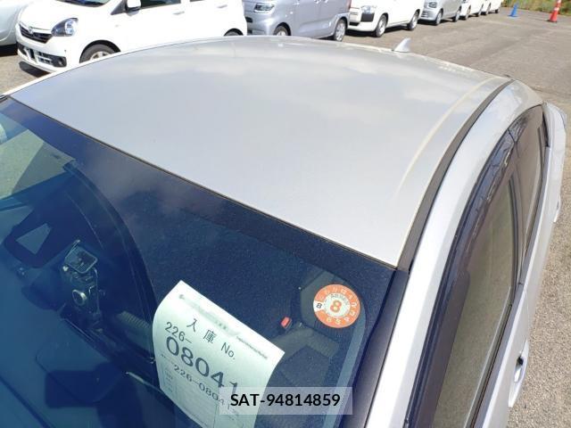 Toyota PRIUS 2018-08 8690572-6