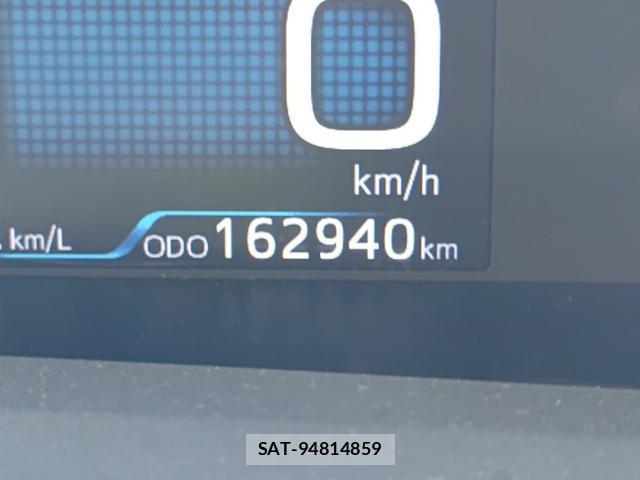 Toyota PRIUS 2018-08 8690572-9
