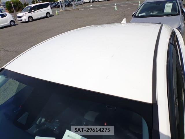Toyota PRIUS 2021-08 8690582-6