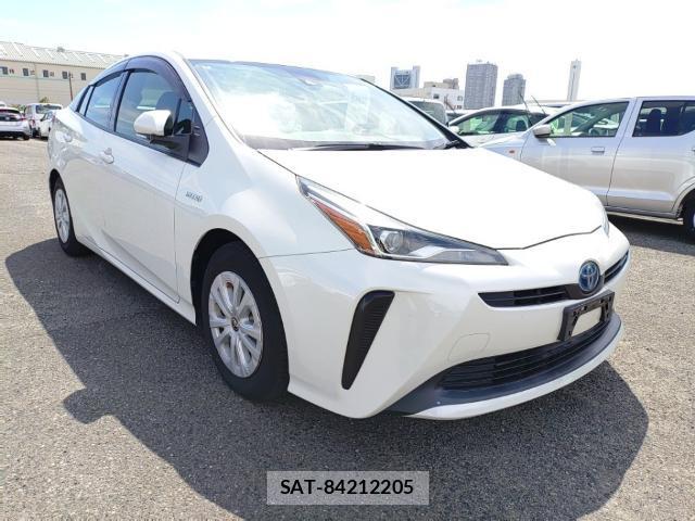 Toyota PRIUS 2019-08 8690592-3