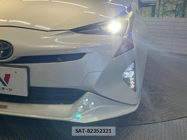 Toyota PRIUS 2016-06 8690731-11