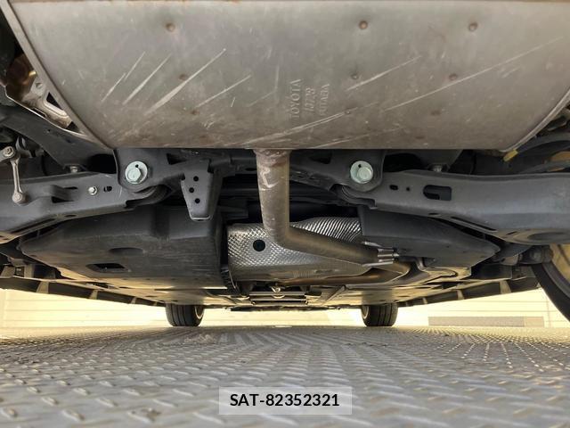 Toyota PRIUS 2016-06 8690731-18