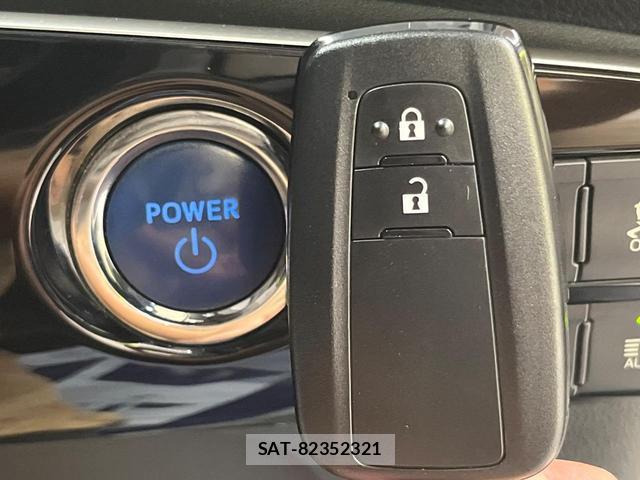 Toyota PRIUS 2016-06 8690731-5