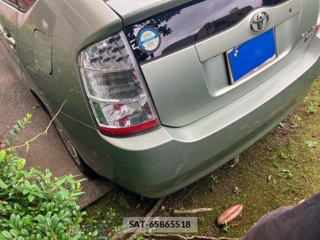 Toyota PRIUS 2007-10 8690808-13