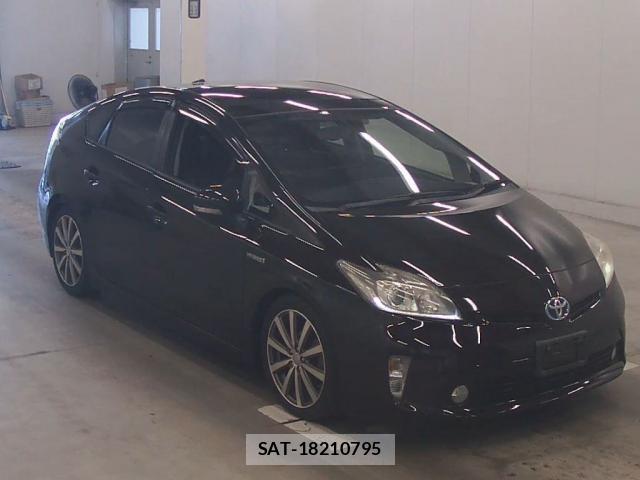 Toyota PRIUS 2013-03 8690975-0